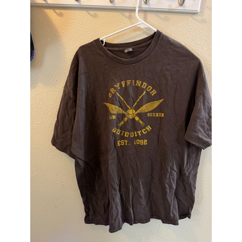 TeeFury Harry Potter Gryffindor Quidditch Seeker Graphic T-Shirt Brown XXL